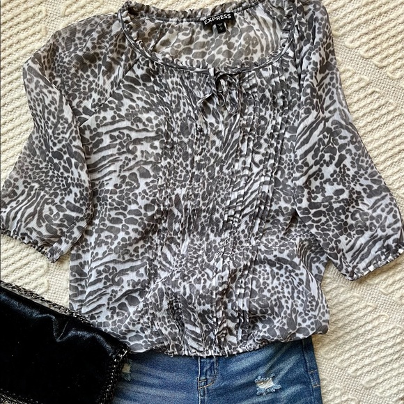 Express Top - Picture 5 of 5